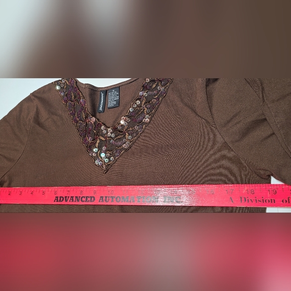 Vintage JasonMaxwell Brown Shirt with Sequin Neckline Size Medium - Picture 4 of 6